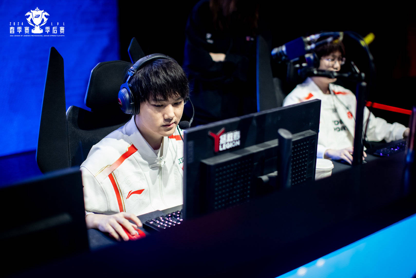 JackeyLove迎来三赛季高光表现，C9球迷沸腾！